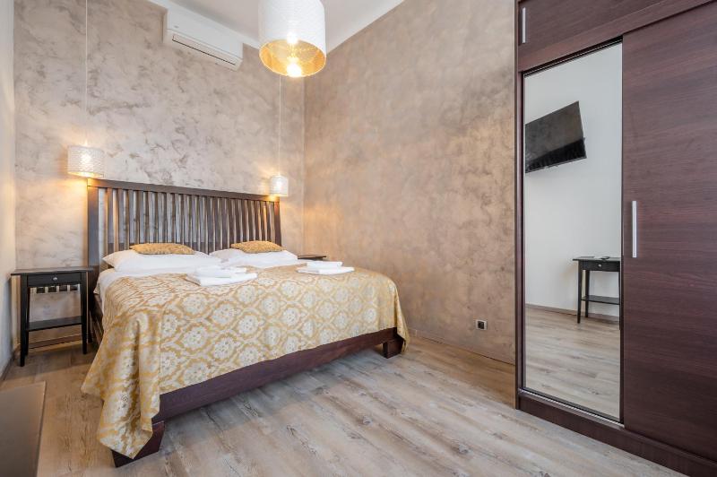 Premium Wenceslas Square Apartments - image 8