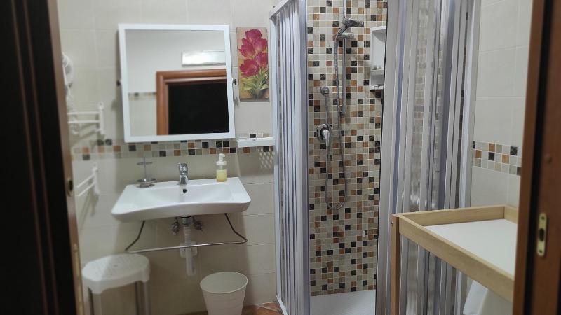 Double Room with Garden View image 4