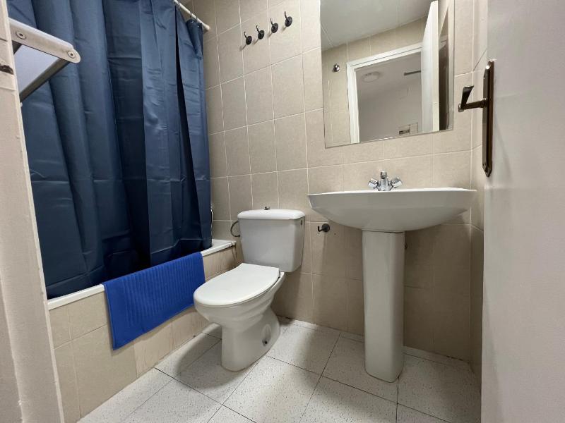 Apartaments Monjardí - image 8