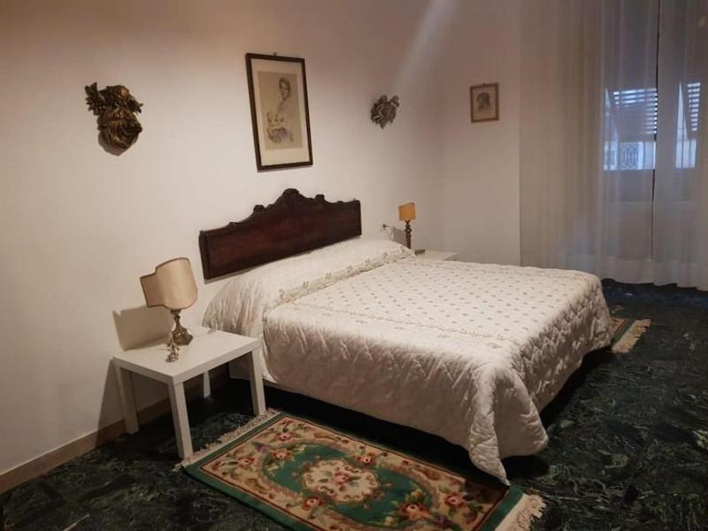 I Due Leoni 5 Terre La Spezia Images
