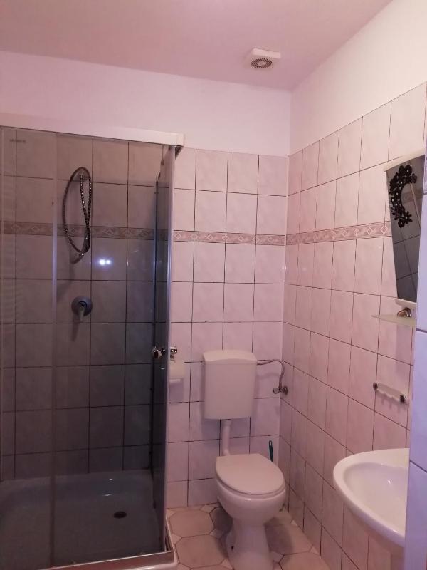 Triple Room with Private Bathroom image 1