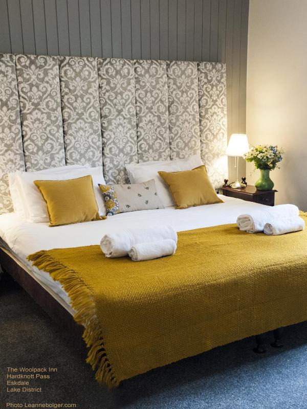 Small Double Room image 1