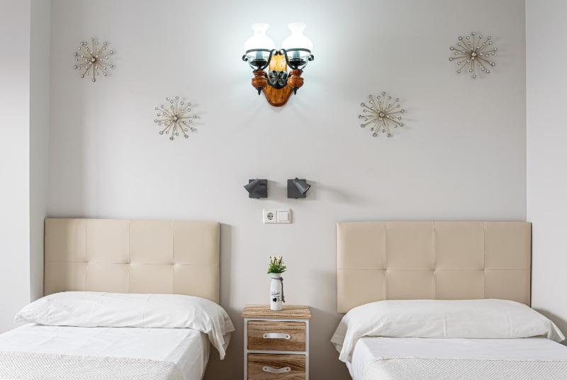 Hostal Cuevas - image 29