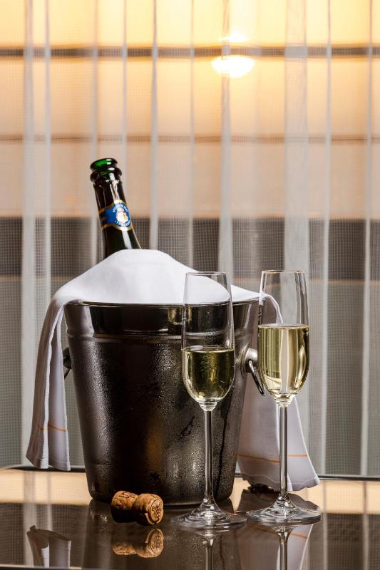 Double Room - Sea Side image 3