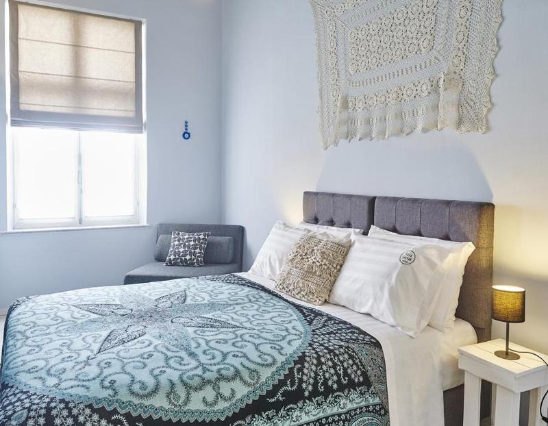 Double Room image 4