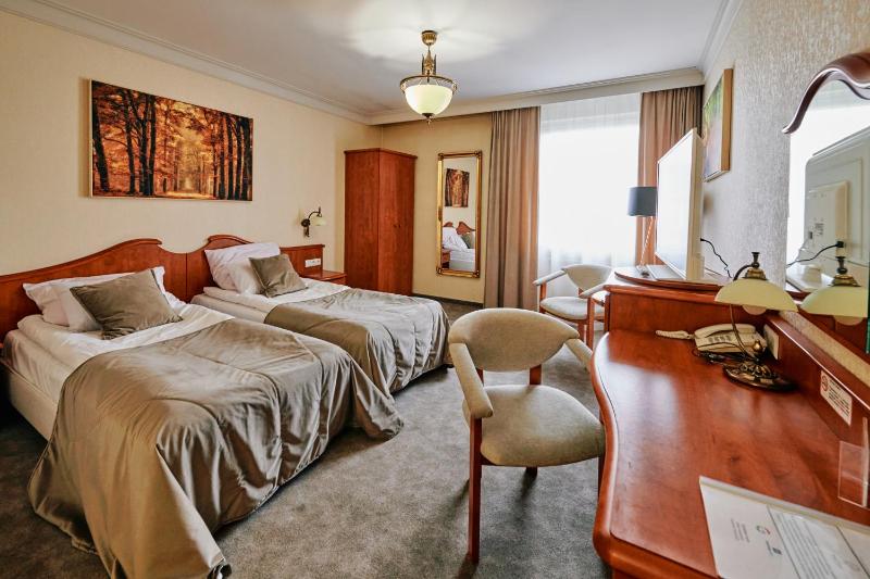 Single Room image 4