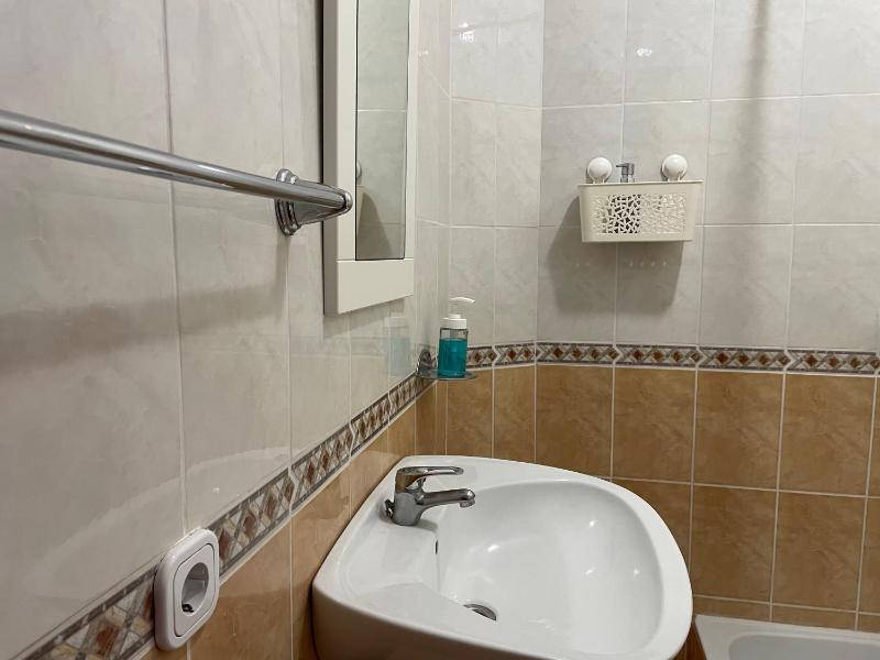 Double or Twin Room with Private Bathroom image 2