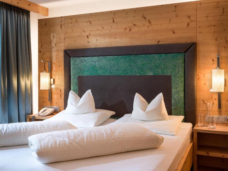 Triple Room image 2