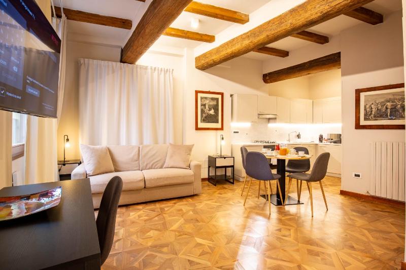 Superior Studio image 4