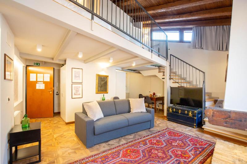 King Suite with Spa Bath image 4