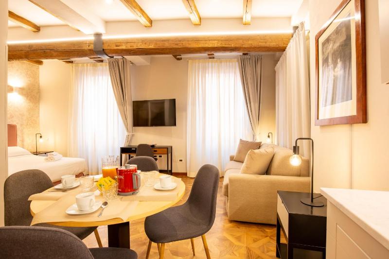 Superior Studio image 2