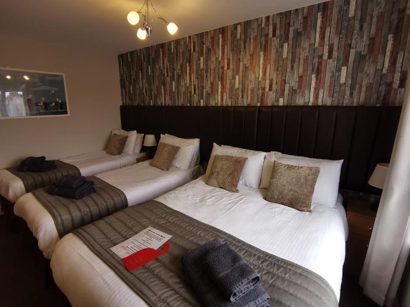 THE QUORN HOTEL - image 47