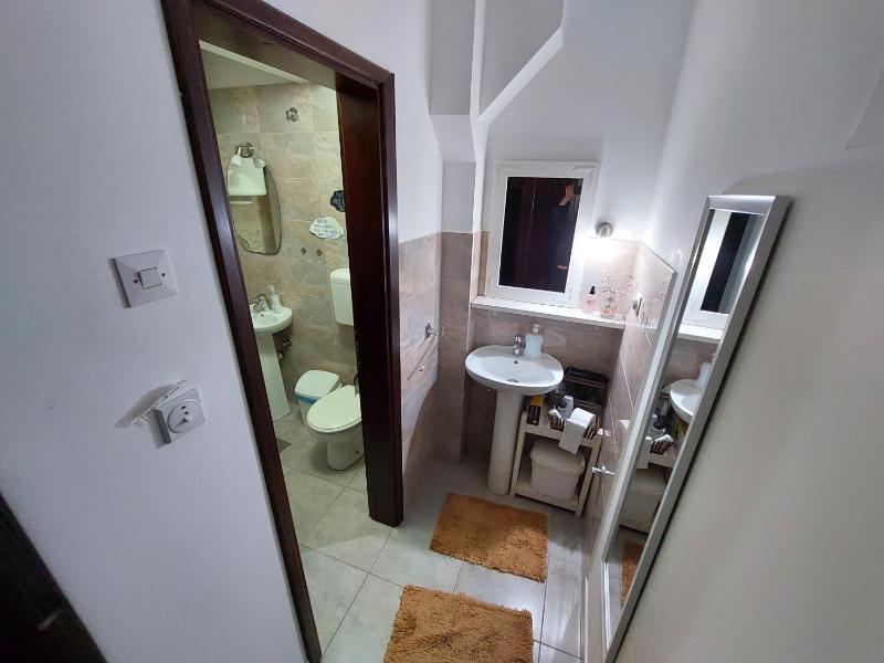 Quadruple Room image 1