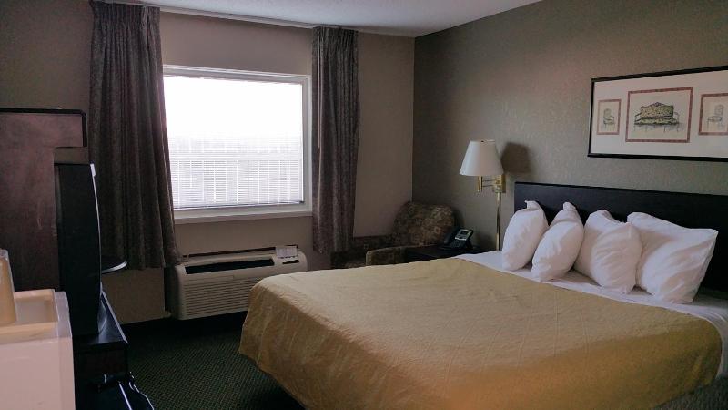 King Room - Non-Smoking