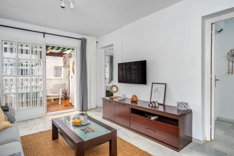 La Duquesa apt with pool by Costarentals - Ref M8 - image 15