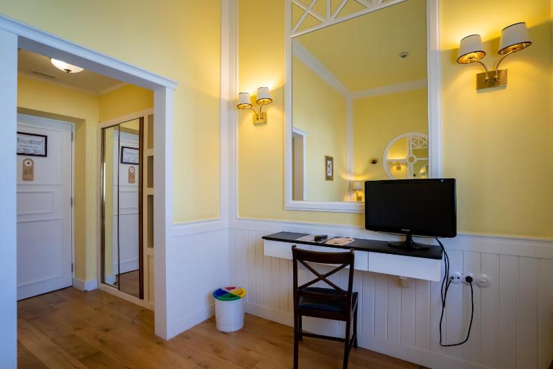 Classic Room image 1