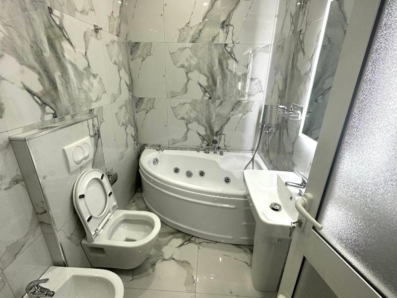 UJVARA HOTEL - image 13