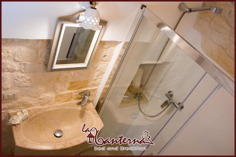 Deluxe Family Room image 2