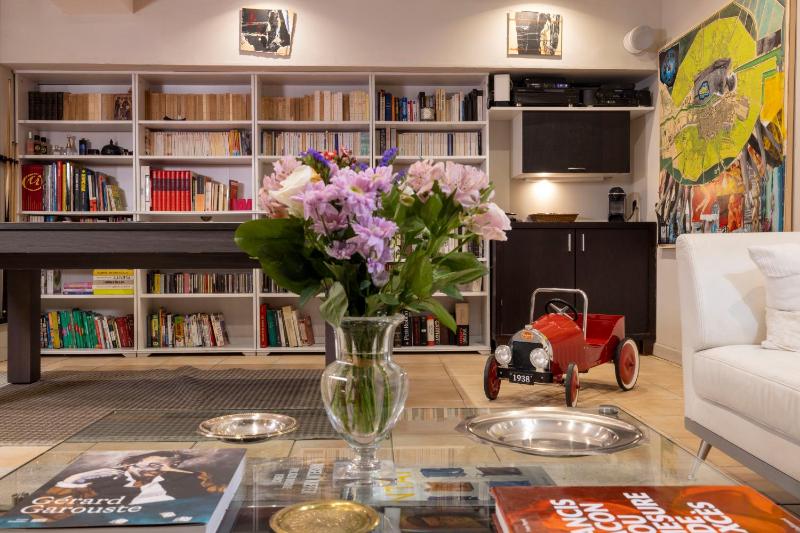 Deluxe Family Suite image 4