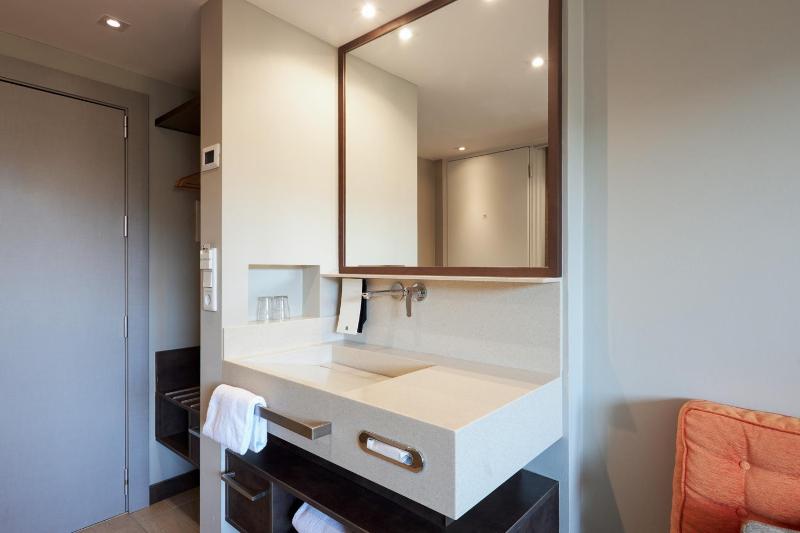 Single Room with Courtyard View image 1