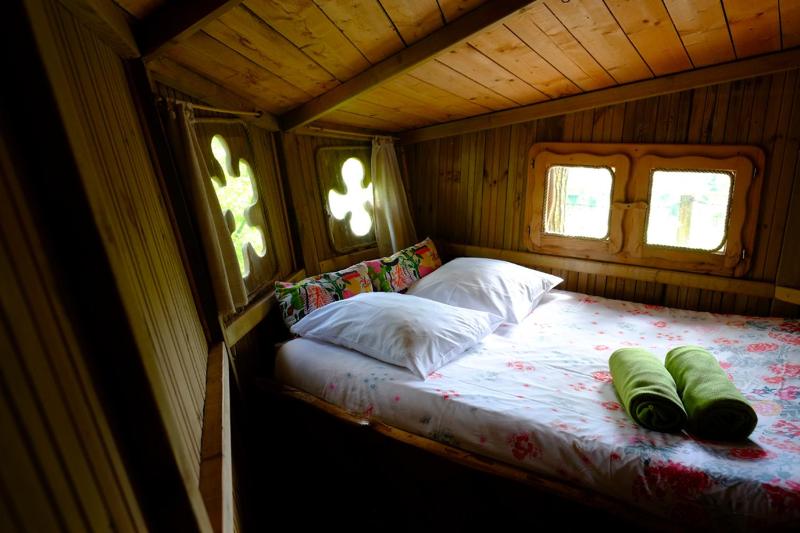 Tree House (5-6m) image 2
