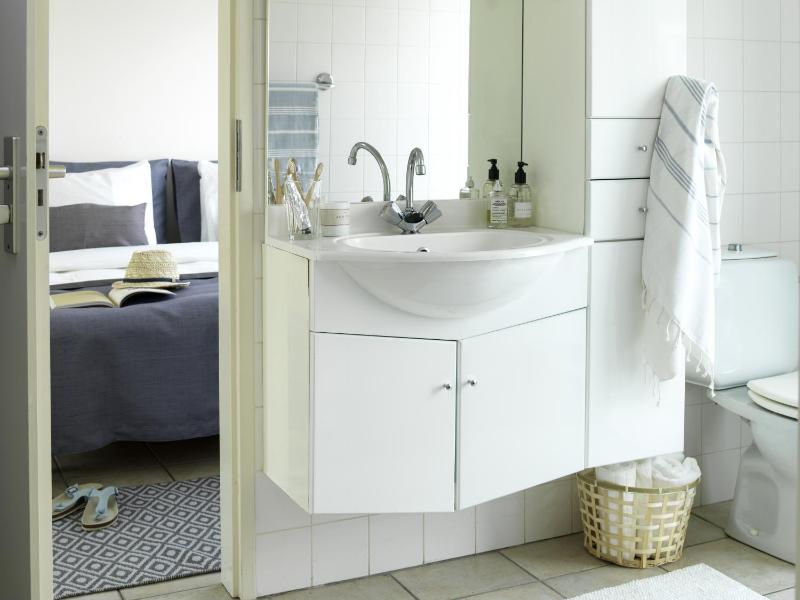 One-Bedroom Apartment - Penthouse  image 3