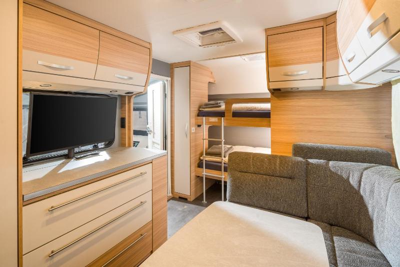 Caravan image 3