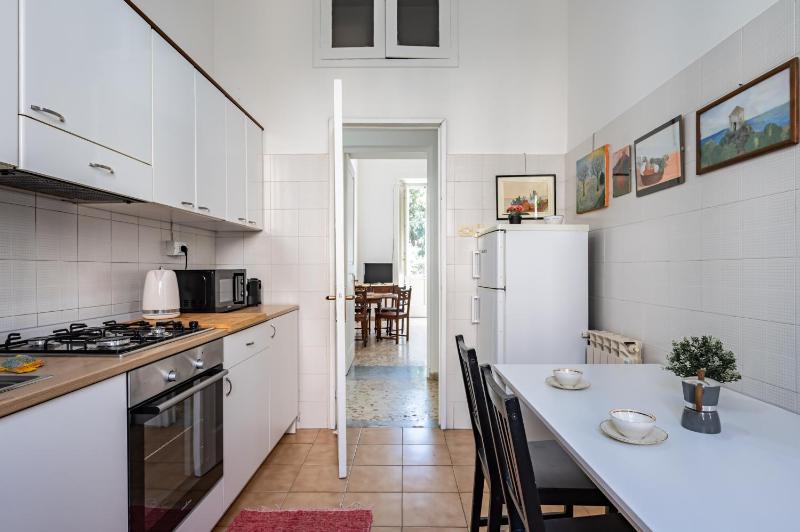 GuestHost - Corso Italia Central Flat near the Seafront - image 22