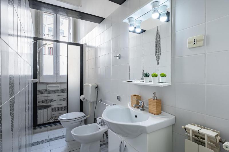 GuestHost - Corso Italia Central Flat near the Seafront - image 19