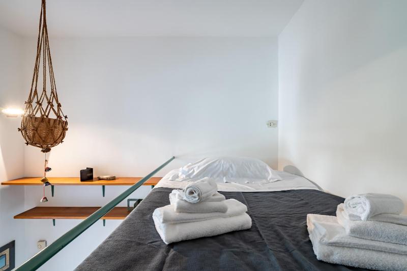 GuestHost - Corso Italia Central Flat near the Seafront - image 15