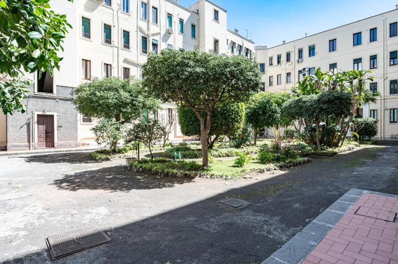 GuestHost - Corso Italia Central Flat near the Seafront - image 25