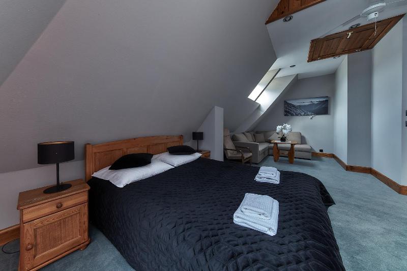 Standard Double Room image 2