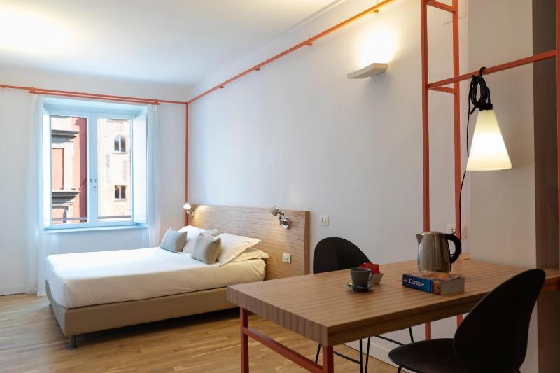 Studio Apartment image 1