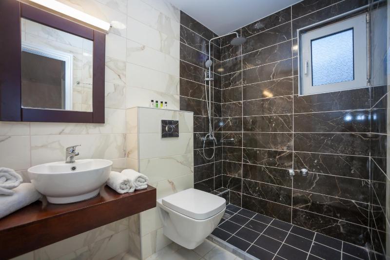 Two-Bedroom Villa with Private Pool image 3