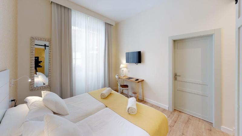Madeinterranea Suites - image 16