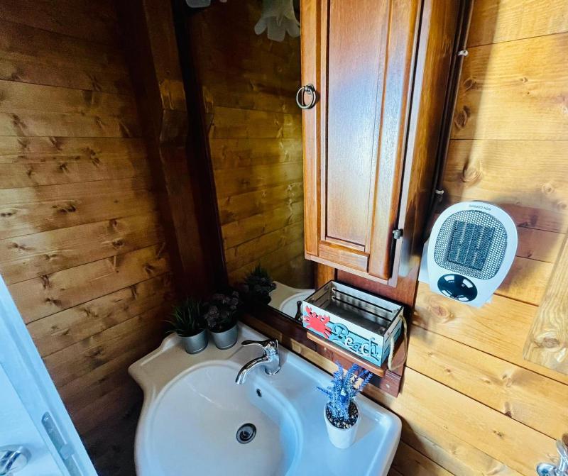 Family Bungalow image 3