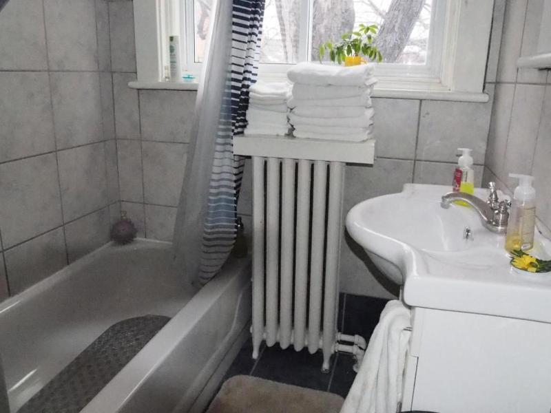 Downtown Bed and Breakfast - image 11