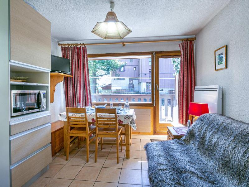 Studio cosy avec balcon, parking couvert, proche centre et navette gratuite – Val d'Isère - FR-1-694-59 Images