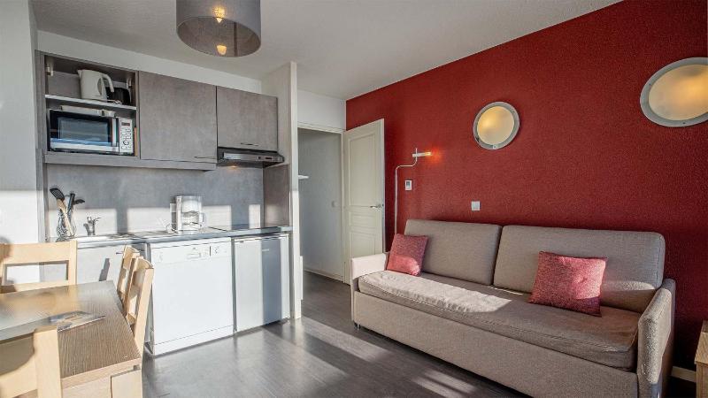One-Bedroom Apartment (4 Adults) image 2