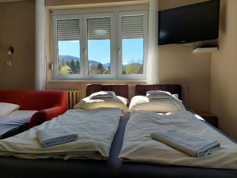 Quintuple Room image 3