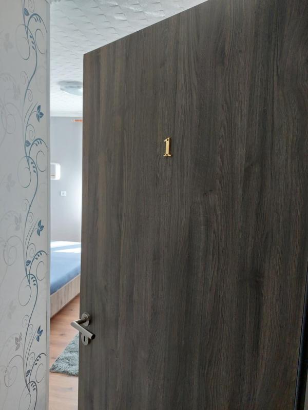 Classic Double Room with Shower image 1