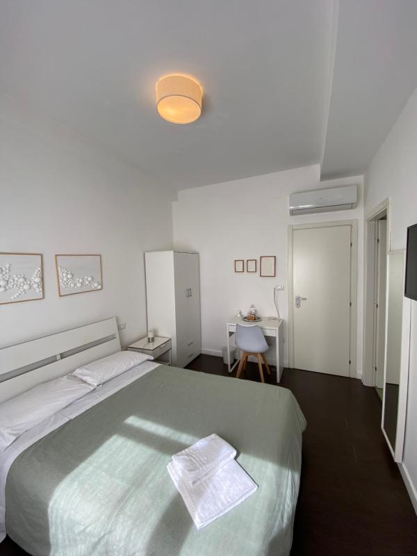 Double Room with Private Bathroom image 2