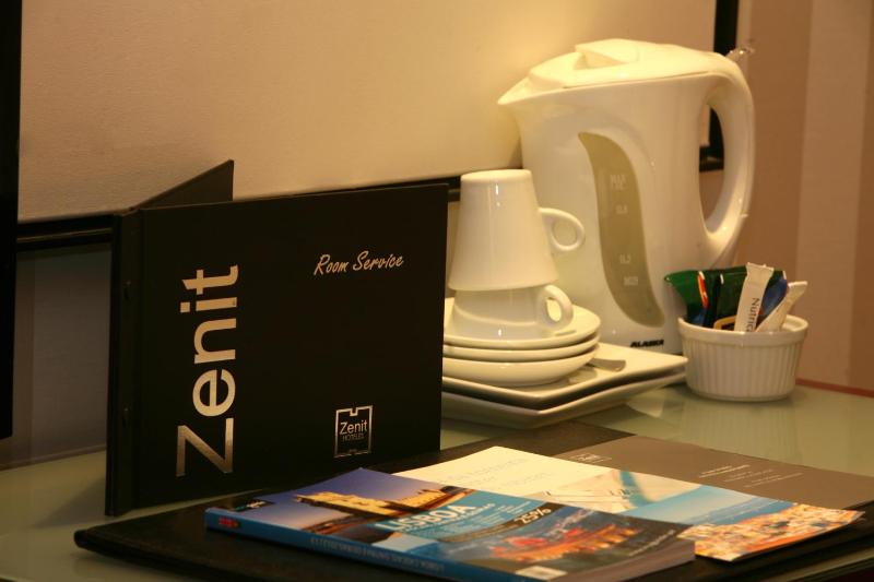 Junior Suite image 3