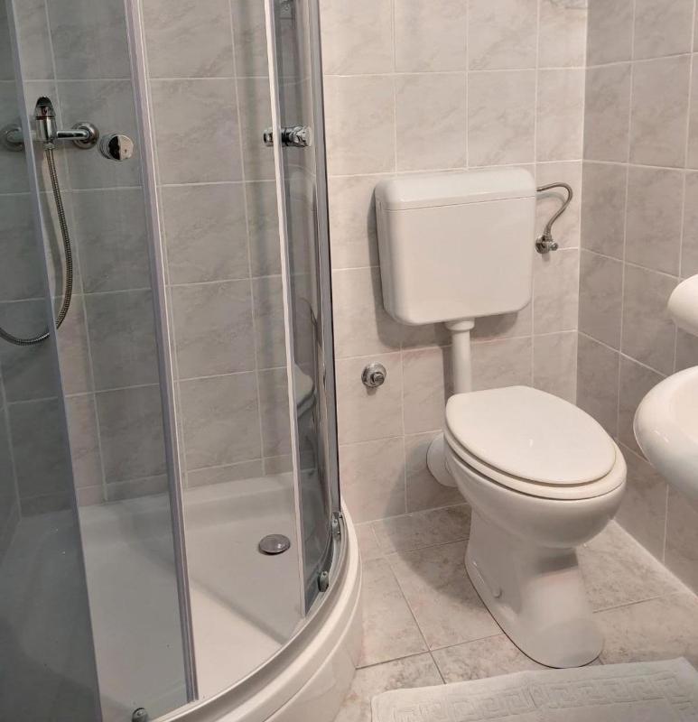 Studio Apartment with Sea View image 4