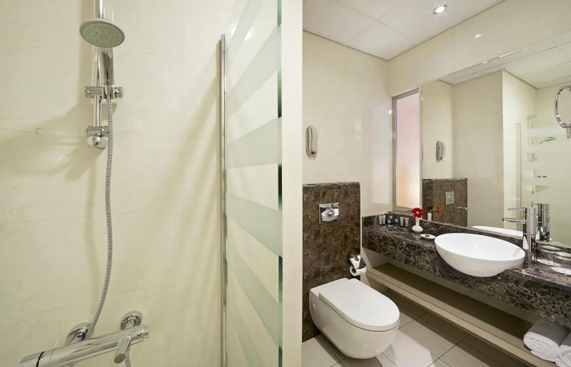 Executive Suite image 2
