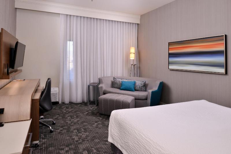 King Room image 3