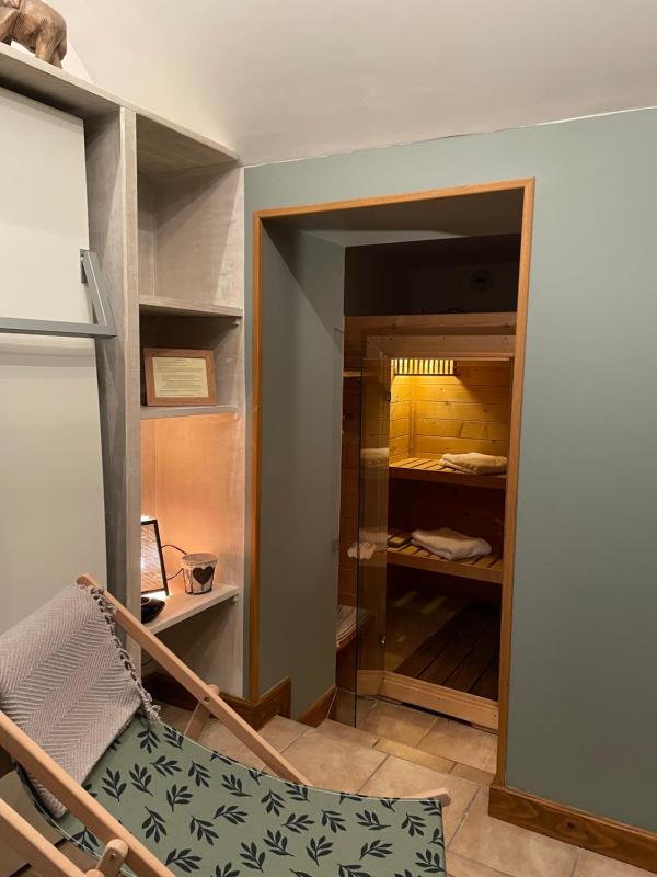 Double Room image 3