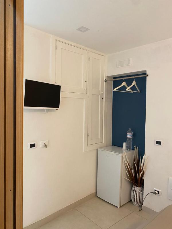Double Room image 3