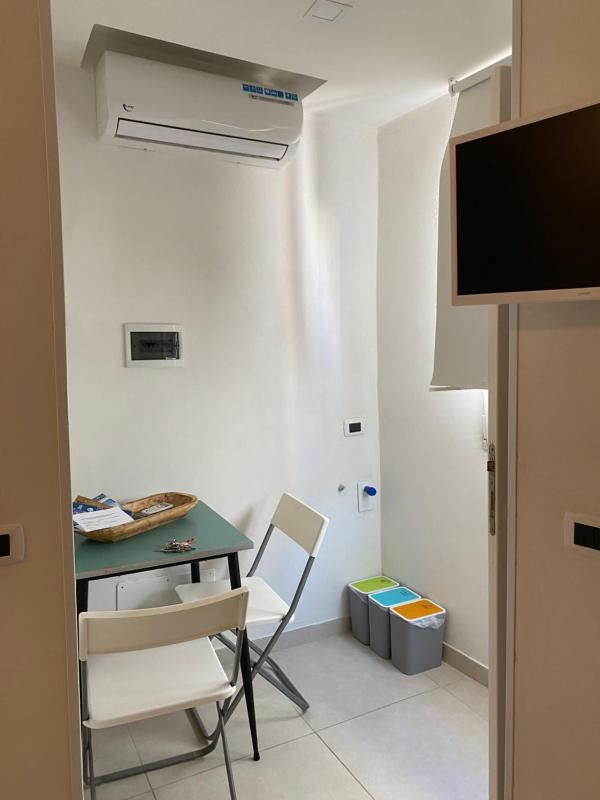 Double Room image 2