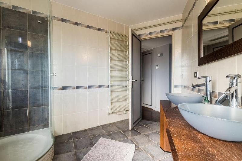 SKY KEYWEEK 2 bedroom sea view apartment in the center of Biarritz - image 29
